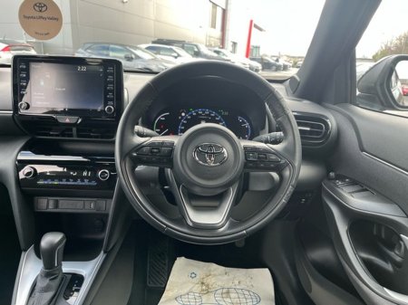 2024 Toyota Yaris Cross - thumbnail 9