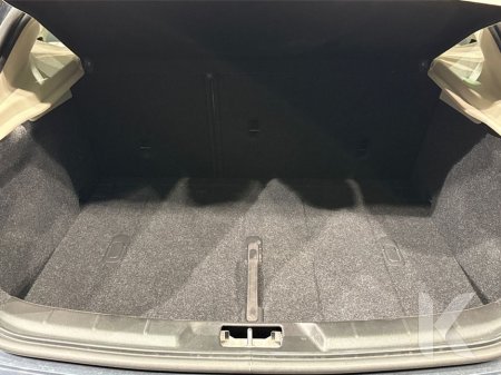 2017 Volvo V40 - thumbnail 21