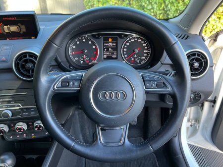 2018 Audi A1 S-LINE PACK 1.0 TFSI // NEW 17" S-LINE ALLOYS // HEATED SEATS // PARKING SENSORS €16,900 thumbnail