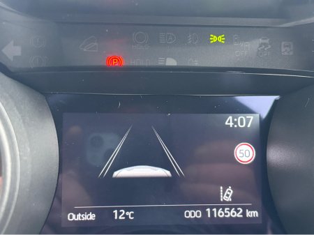 2023 Toyota Yaris - thumbnail 6