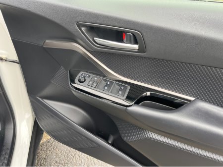 2019 Toyota C-HR - thumbnail 14