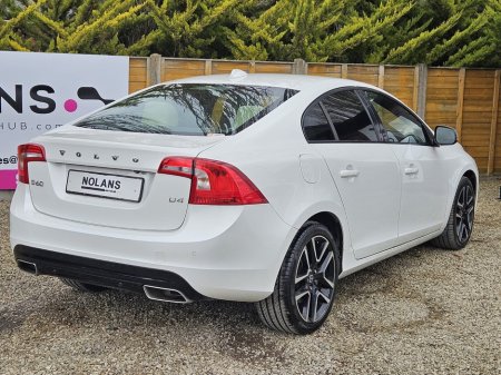 2017 Volvo S60 - thumbnail 12