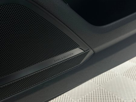 2025 Audi A6 50 TFSI E BLACK ED AVANT PAN ROOF €66,990 thumbnail