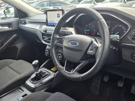 2021 Ford Focus - thumbnail 9