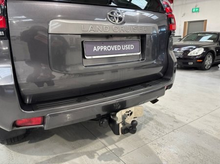 2023 Toyota Landcruiser LWB 2.8 COMM €48,950 thumbnail