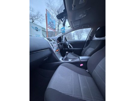 2015 Toyota Avensis 2.0 D-4D ICON ESTATE 5DR OVERMOUNT 126BHP €10,800 thumbnail