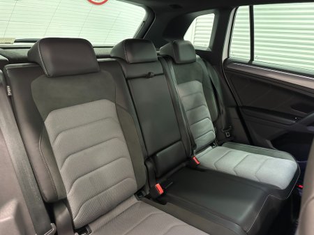 2019 Volkswagen Tiguan - thumbnail 36