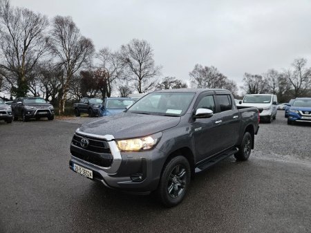 2025 Toyota Hilux 2.8 SR5 Double CAB €54,990