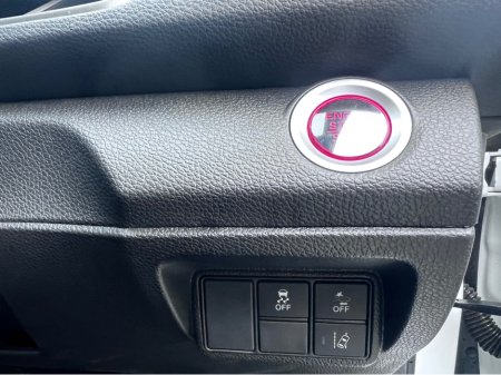 2018 Honda Civic 2018 Honda Civic 1.5 Turbo Sport  Automatic €18,950 thumbnail