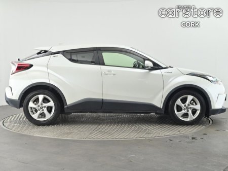 2019 Toyota C-HR 1.8 HYBRID Auto €23,380