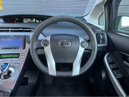 2014 Toyota Prius - thumbnail 14