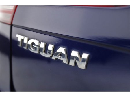2017 Volkswagen Tiguan 2.0 TDI HIGHLINE 150HP*ALLOYS*PRIVACY GLASS* €25,890 thumbnail