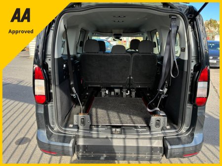 2024 Ford Tourneo Connect - thumbnail 12