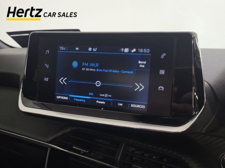 2023 Peugeot 2008 - thumbnail 22