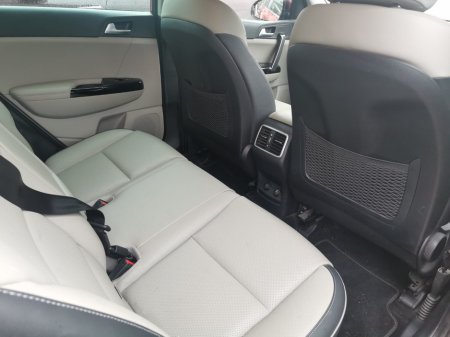 2019 Kia Sportage - thumbnail 3