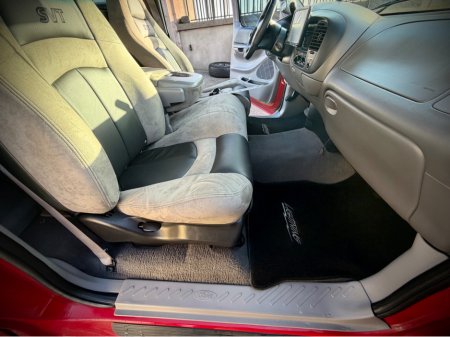 2000 Ford F150 SVT LIGHTNING AUTO thumbnail