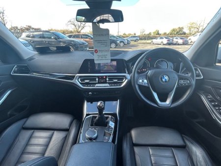 2020 BMW 3 Series - thumbnail 12