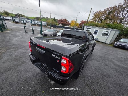 2023 Toyota Hilux GR EDITION 2.4D 360 REV CAMERA  4X4 HALF LEATHER  SEATS - €48,500 thumbnail
