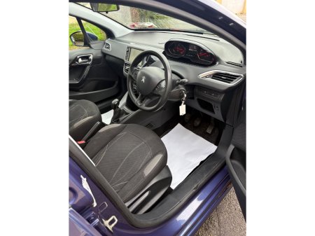 2013 Peugeot 208 - thumbnail 9