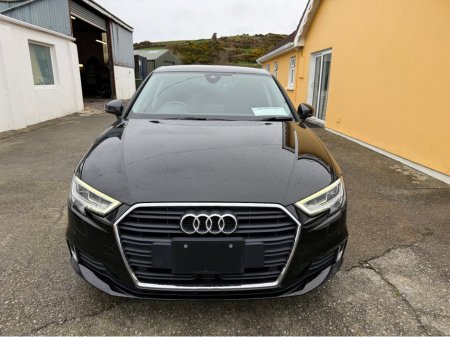 2018 Audi A3 - thumbnail 3