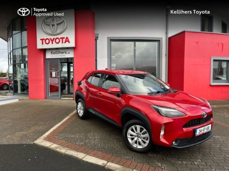 2024 Toyota Yaris Cross YARIS CROSS LUNA €28,950 thumbnail