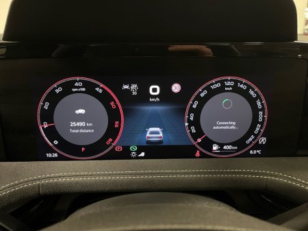 2025 Skoda Superb Sportline DSG 2.0TDI 150BHP - Reversing Camera - Ambient Lighting - Climate Control - Electric Heated Memory Seats - Keyless Start - Apple CarPlay/Android Auto €53,950 thumbnail