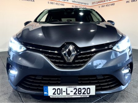 2020 Renault Clio 1.0 ICONIC TCE 100PS 5DR €12,990 thumbnail