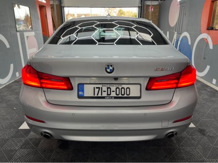 2017 BMW 5 Series - view 3