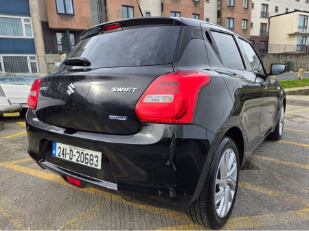 2024 Suzuki Swift - thumbnail 6