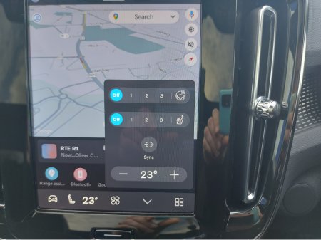 2025 Volvo EC40 MY26 SINGLE MOTOR EX-T RNG €51,950 thumbnail