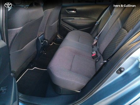 2023 Toyota Corolla LUNA SALOON 4DR AUTO €26,900 thumbnail