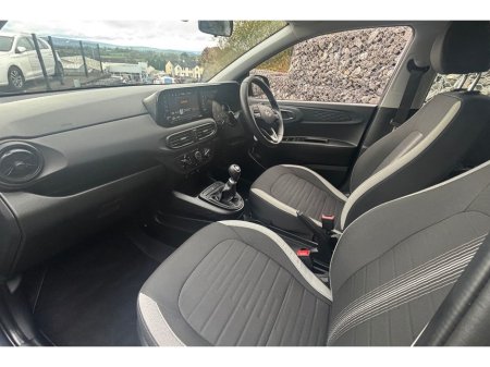 2024 Hyundai i10 ADVANCE €17,995 thumbnail