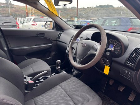 2011 Hyundai i30 1.6 CRDi 90hp Classic €4,250 thumbnail