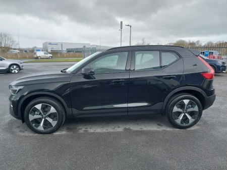 2026 Volvo XC40 - thumbnail 9