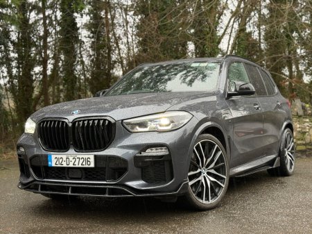 2021 BMW X5 xDrive45e M Sport €58,900 thumbnail