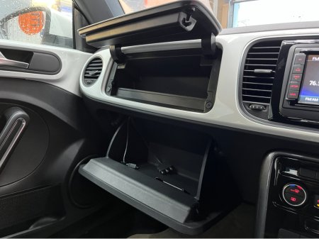 2019 Volkswagen Beetle €17950 2019 VOLKSWAGEN BEETLE DESIGN MASTER 1.2 AUTOMATIC / CRUISE CONTROL / REVERSE CAMERA AND MORE €17,950 thumbnail