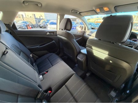 2016 Hyundai Tucson FULL SERVICE HISTORY..PARKING SENSORS €13,950 thumbnail