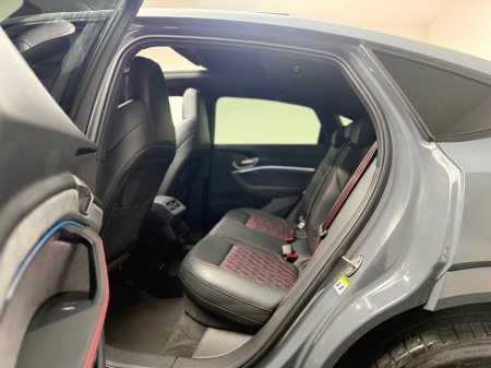 2024 Audi Q8 e-tron S LINE 55 E-TRON *PAN ROOF* €79,990 thumbnail