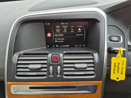 2017 Volvo XC60 - thumbnail 21