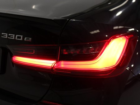 2019 BMW 3 Series - thumbnail 14