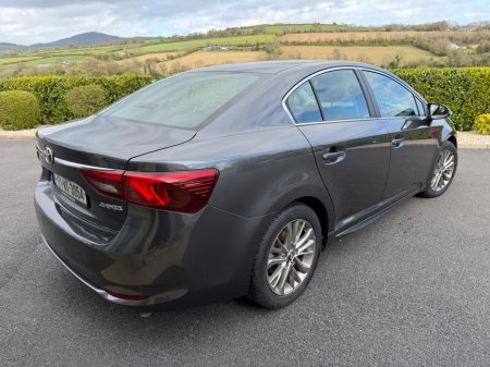 2017 Toyota Avensis - photo 4