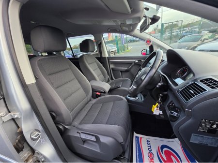 2013 Volkswagen Touran ( 132 )7 SEATER FAMLY MPV 1.4 TSI  ALLOYS  SIMI DEALER - SPECIALISING IN IMPORTS OF GERMAN AUTOMATIC HI SPEC CARS €9,950 thumbnail