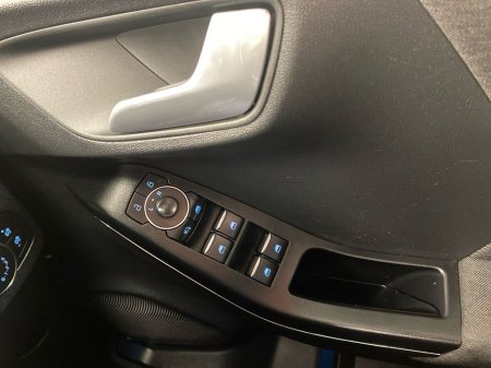 2023 Ford Puma - thumbnail 13