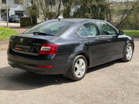 2016 Skoda Octavia - thumbnail 6