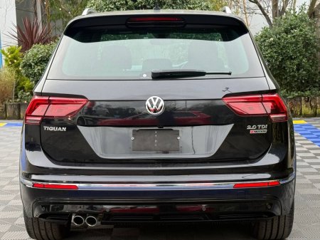 2019 Volkswagen Tiguan - thumbnail 17