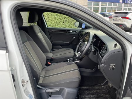 2022 Volkswagen T-Roc STLYE BLACK PACK AUTOMATIC 1.5 PETROL //LOW MILES//HIGH SPEC//KEYLESS ENTRY//ADAPTIVE CRUISE CONTROL//REVERSE CAMERA// €29,950 thumbnail