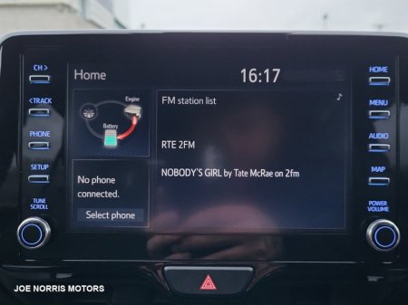 2023 Toyota Yaris CR CROSS LUNA SPORT 4DR AUTO €27,945 thumbnail