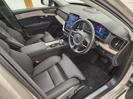 2025 Volvo XC90 NEW MODEL PLUS ! €76,950 thumbnail