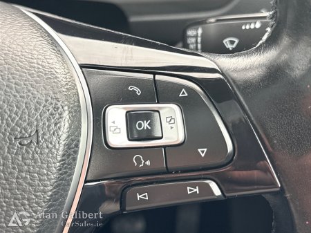 2017 Volkswagen Tiguan - thumbnail 17