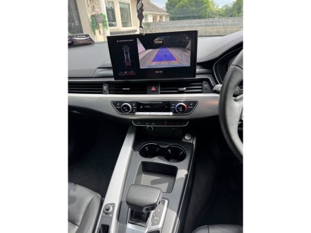 2023 Audi A4 35 TDI 163HP S Tronic SE €38,950 thumbnail